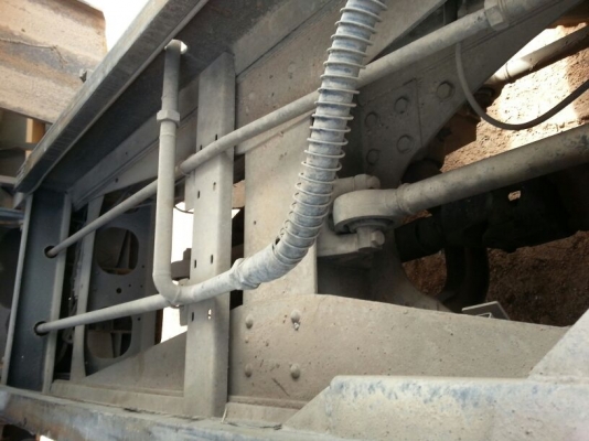 รถฮีโน่ 10 ล้อดั๊ม  FM1J  260  แรงม้า.  ปี 46.    สนใจติดต่อ  081 - 6079515