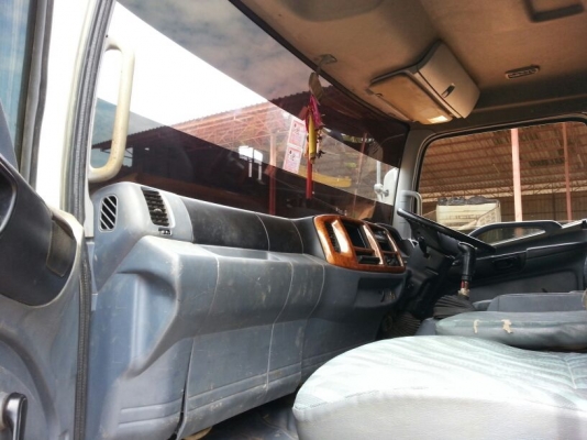 รถฮีโน่ 10 ล้อดั๊ม  FM1J  260  แรงม้า.  ปี 46.    สนใจติดต่อ  081 - 6079515