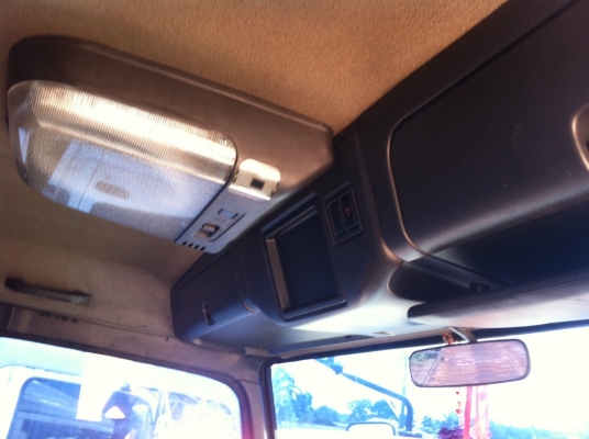 รถฮีโน่ 10 ล้อดั๊ม  FM1J  260  แรงม้า.  ปี 46.    สนใจติดต่อ  081 - 6079515