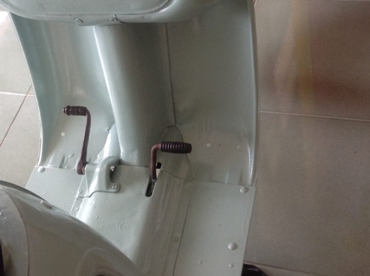 ขายสกู๊ตเตอร์แปลก Hercules scooter คันเดียวในเมืองไทย ขายสกู๊ตเตอร์แปลก Hercules scooter คันเดียวในเมืองไทย