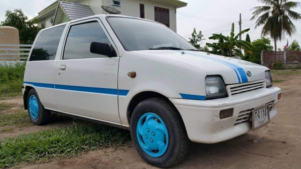 ขาย Daihatsu mira 800cc.