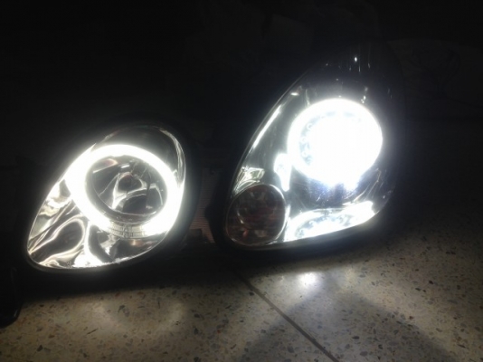 ไฟเเต่ง TOYOTA ARISTO LEXUS GS 300ไฟวงแหวนซีน่อนเก่าญี่ปุ่นสภาพสวยคู่ละ