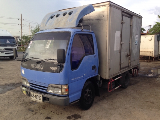 6ล้อสั้นISUZU NKR/100HP