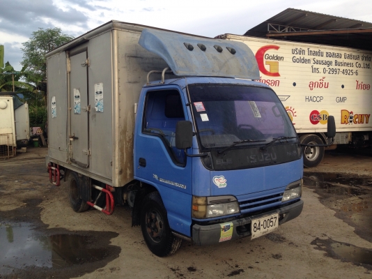 6ล้อสั้นISUZU NKR/100HP