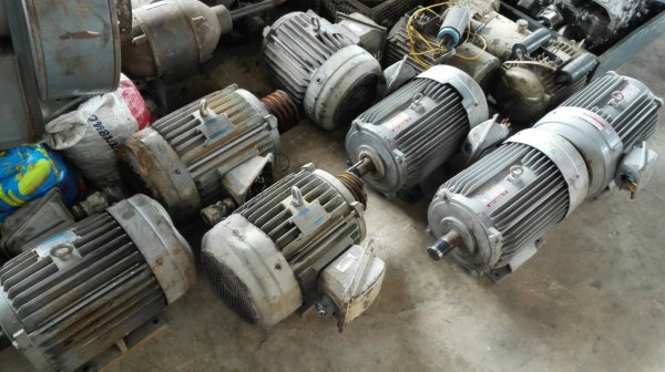 Sale>> มอเตอร์ Mitsubishi 10 HP. 1430 RPM. 380 V. มี 5 ลูก โทร 089-2499-123 นครปฐม