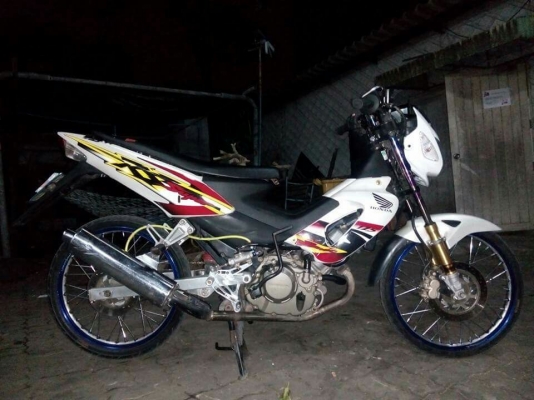 ขายด่วน!!!มอไซค์มือ2 เครื่องดี เอกสารครบ