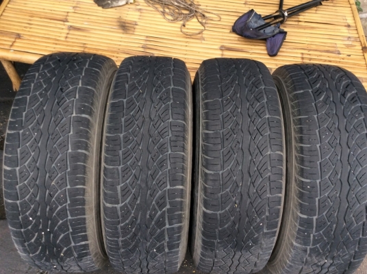 ขายยาง265/70 R16 ปี12 สภาพใช้งานได้ปกติ  ราคาเส้นละ 800 บาท