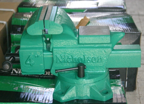 ปากกาจับชิ้นงาน NICHOLSON ขนาด 4, 5, 6 และ 7 นิ้ว มีฐานหมุนในตัว ของใหม่ ราคาพิเศษ