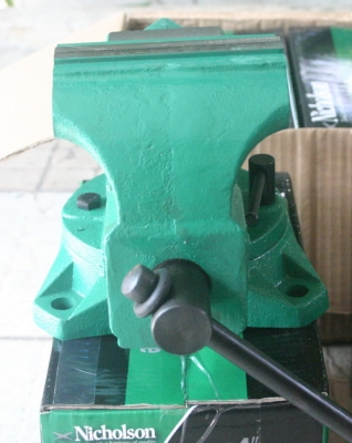 ปากกาจับชิ้นงาน NICHOLSON ขนาด 4, 5, 6 และ 7 นิ้ว มีฐานหมุนในตัว ของใหม่ ราคาพิเศษ