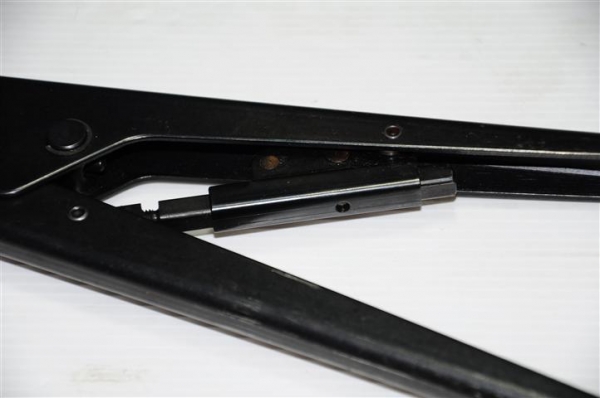 คีมย้ำ Connectors PIN  AMP MADE IN USA