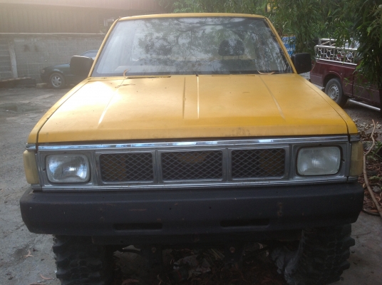 ขาย 720 ขับ 4x4 หัวบิคเอม กะบะสามด้าน มีทะเบียนถูก