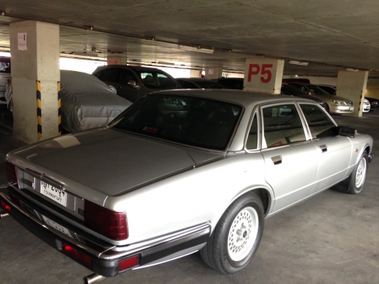 ขายสด! รถอยู๋ตึก CAT บางรัก