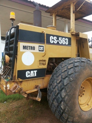 ขายรถบด CATERPILLAR CS-563 2เพลา 10ตัน เอกสารเล่มทะเบียน