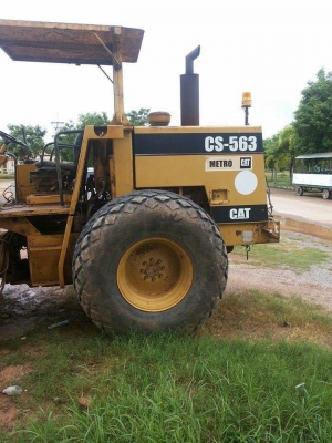 ขายรถบด CATERPILLAR CS-563 2เพลา 10ตัน เอกสารเล่มทะเบียน