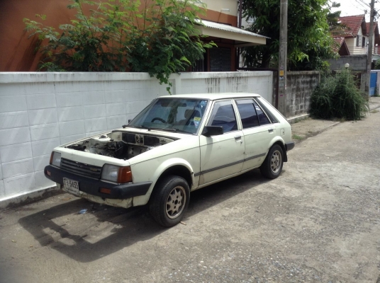 ขาย MAZDA 323 XG แต่ไม่มีเครื่อง ติดต่อที่เบอร์ 089-156-8880
