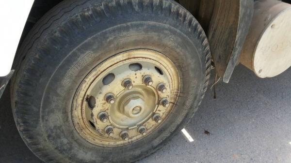 ขายรถบรรทุก 10 ล้อโม่ปูน VOLVO 320 แรงม้าปี 2545 โม่ขนาด 7 คิว ราคา 980000