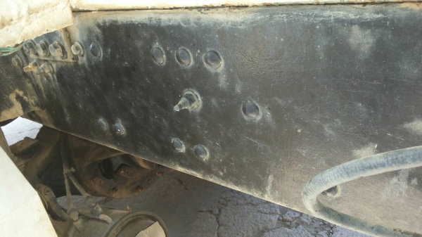 ขายรถบรรทุก 10 ล้อโม่ปูน VOLVO 320 แรงม้าปี 2545 โม่ขนาด 7 คิว ราคา 980000