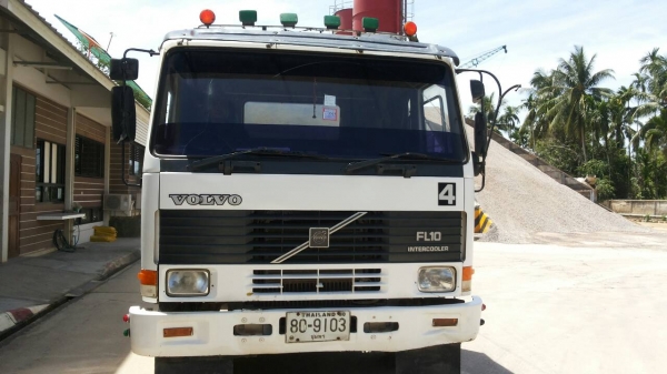 ขายรถบรรทุก 10 ล้อโม่ปูน VOLVO 320 แรงม้าปี 2545 โม่ขนาด 7 คิว ราคา 980000