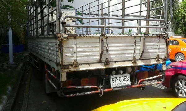 Hino Mega 150แรงม้า ยาว5.5 เมตร กะบะคอกเสริม สวยๆ