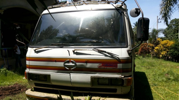 ขายรถบรรทุก 6 ล้อดัมพ์ HINO FB2W  120 แรงม้า ราคา 350000