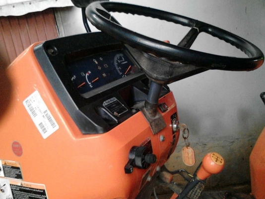 245,000 รถไถคูโต้า45แรงปี51ขายด่วนพร้อมอุปกร3รายการ