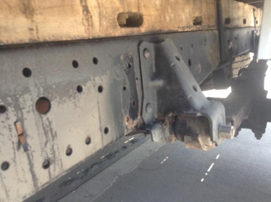 ขายรถอีซูซูnkr4ล้อรถบ้านยกหัวใด้ เกียรสั้นเพาเวอร์