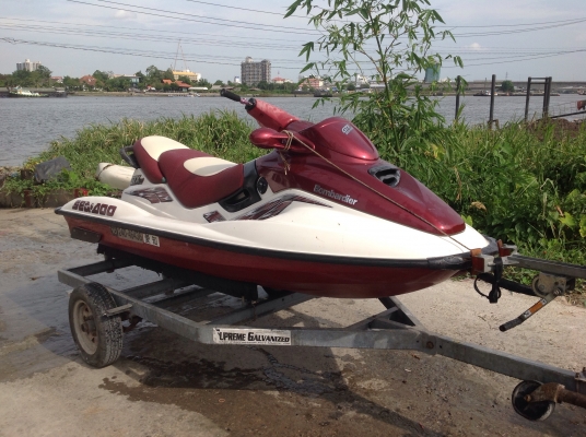 ขายเจ็ทสกีดีๆสักลำครับ