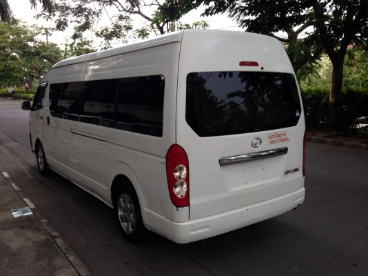 รตู้จีน ยีึ่ห้อ จอยรุุ่ง ปี 2011 สีขาว เกัยร์ธรรมดา เครื่องเบนซิล