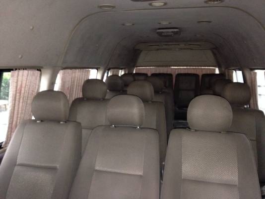 รตู้จีน ยีึ่ห้อ จอยรุุ่ง ปี 2011 สีขาว เกัยร์ธรรมดา เครื่องเบนซิล