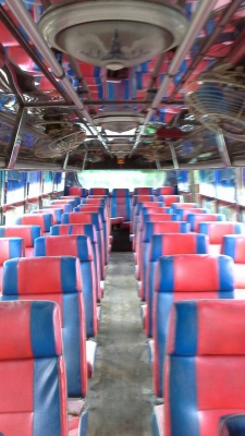 ขายรถบัสชั้นครึ่ง  มีซุ้มคนขับ  คัสซี BENZ  คานหน้า-คานท้าย BENZ  เครื่อง BENZ  เครื่องกลาง  แหนบ BENZ  คันโครง BENZ  โช๊คหน้า-หลัง 4 ตัว  ประตูลม  เบรคจิฟฟี่   พวงมาลัยเพาเวอร์  เบาะหัวหมอนปรับเอนนอน   เครื่องเสียงพร้อม  ทำสีมาใหม่  ราคา 500,000 บาท ต่อร