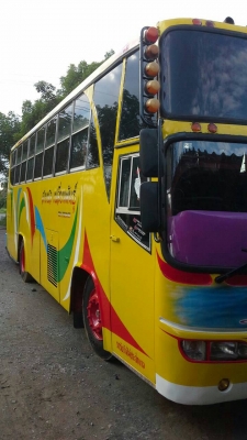 ขายรถบัสชั้นครึ่ง  มีซุ้มคนขับ  คัสซี BENZ  คานหน้า-คานท้าย BENZ  เครื่อง BENZ  เครื่องกลาง  แหนบ BENZ  คันโครง BENZ  โช๊คหน้า-หลัง 4 ตัว  ประตูลม  เบรคจิฟฟี่   พวงมาลัยเพาเวอร์  เบาะหัวหมอนปรับเอนนอน   เครื่องเสียงพร้อม  ทำสีมาใหม่  ราคา 500,000 บาท ต่อร