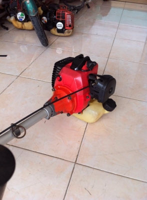 ขายเครื่องตัดหญ้าMitsubishi TL33.