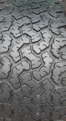 ขายยาง bf  265/70/16  จำนวน 1 ชุดครับ 7500 บาท