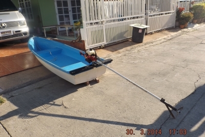 ขายเรือไฟเบอร์ ยาว10 ฟุต กว้าง 1 เมตร พร้อมเครื่อง นนทบุรี