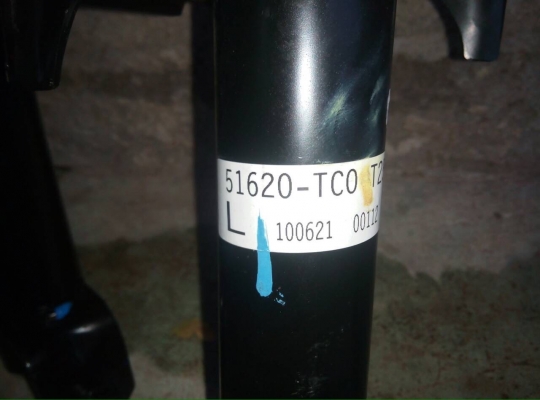 ขายโช็คเดิมติดรถ Honda acoord All new สภาพใหม่เอี่ยม