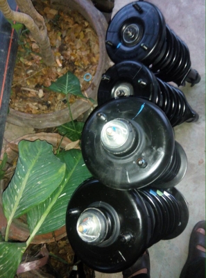 ขายโช็คเดิมติดรถ Honda acoord All new สภาพใหม่เอี่ยม