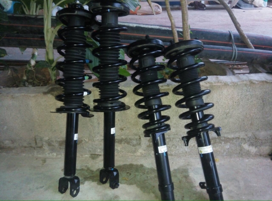 ขายโช็คเดิมติดรถ Honda acoord All new สภาพใหม่เอี่ยม