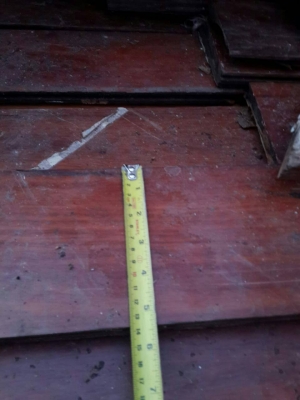 ไม้พื้นมะค่า 5.5 นิ้วสภาพเดิมๆครับไม้เก่าหนาประมาณ 2.2 ซ.ม  ไม้พื้น  หน้ากว้าง 5.5  นิ้ว ยาว 1-3  เมตรครับ  มีจำนวนจำกัดครับ  ราคานี้เป็นตารางเมตรครับ