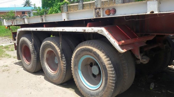 หางพ่วง 3 คานลงเล่มแล้ว พื้นเรียบ ยาว 12 เมตร สภาพสวย จัดแนซ์ได้ ครับ