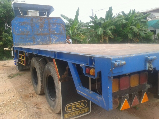 ขายรถบรรทุก 10 ล้อพื้นเรียบเพลาเดี่ยว HINO FL18 185 แรงม้า ราคา 580000