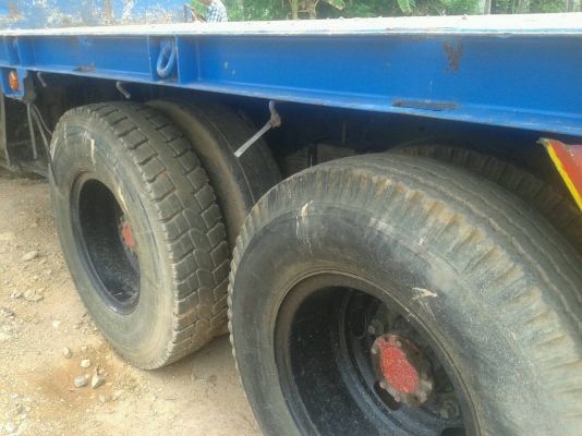 ขายรถบรรทุก 10 ล้อพื้นเรียบเพลาเดี่ยว HINO FL18 185 แรงม้า ราคา 580000