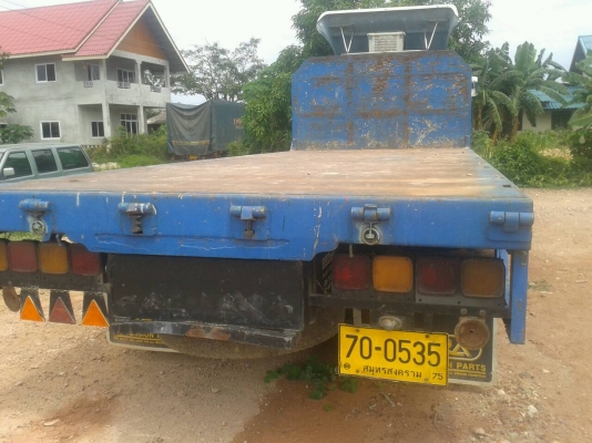 ขายรถบรรทุก 10 ล้อพื้นเรียบเพลาเดี่ยว HINO FL18 185 แรงม้า ราคา 580000