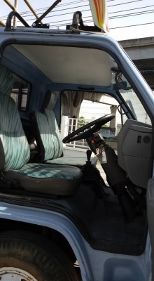 ขาย ISUZU NPR 110 แรงม้า กระบะคอกยาว 5.60 ม.(รถประกอบ)ปี 2537 สภาพดี ภายในเก๋งสวย ราคา 318,000 บาท จัดไฟแนนซ์ 200,000 บาท สนใจสอบถามเพิ่มเติมได้ที่ 081-4825911 คุณพิมพ์ใจ 085-0097969 คุณรุ่ง