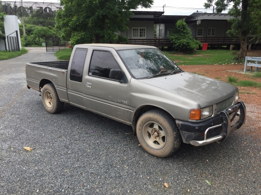 ISUZU  TFR  เครื่องเเน่นขาย 100,000 รถปี 2534