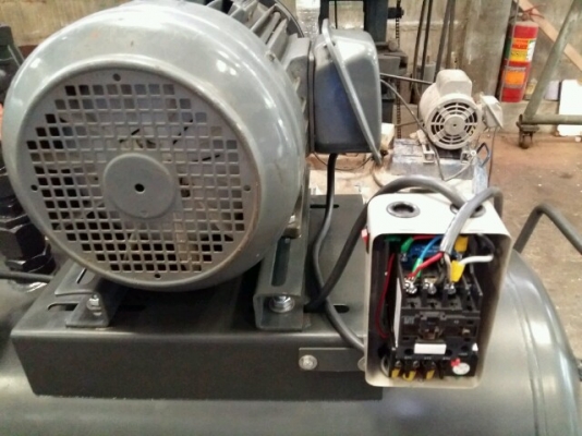ปั้มลม vt compressor 7.5hp มอเตอร์10 แรง 380v.