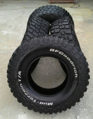 ขายMud BF KM2 ขนาด 285/75R16 ขายMud BF KM2 ขนาด 285/75R16
