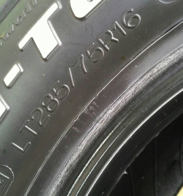 ขายMud BF KM2 ขนาด 285/75R16 ขายMud BF KM2 ขนาด 285/75R16