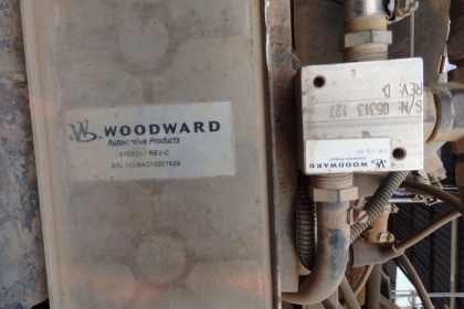 ขายเครื่อง CNG เซียงไฮ ระบบ WOODWARD (วุ๊ดเหวิด)พร้อมระบบแก็ซ และถังแก็ซ 8 ถัง เครื่องยังอยู่บนรถ