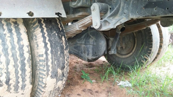 ขายรถบรรทุก issuzu Elf