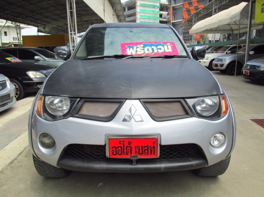 TRITON พลัส  2.5 ขับเคลื่อน4 ล้อ  แต่งแต่งๆ ล้อแม๊กซ์อย่างดี เท่สุดๆเลยคร้า